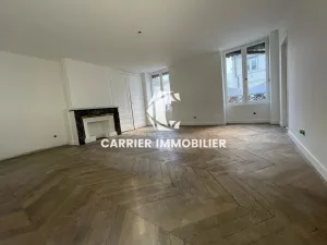 Appartement très lumineux de 58 m2 avec deux chambres - Rue — photo 3