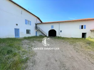 DOMAINE - Bastide de 450 m2 et ses dépendances sur 8 hectare — photo 3