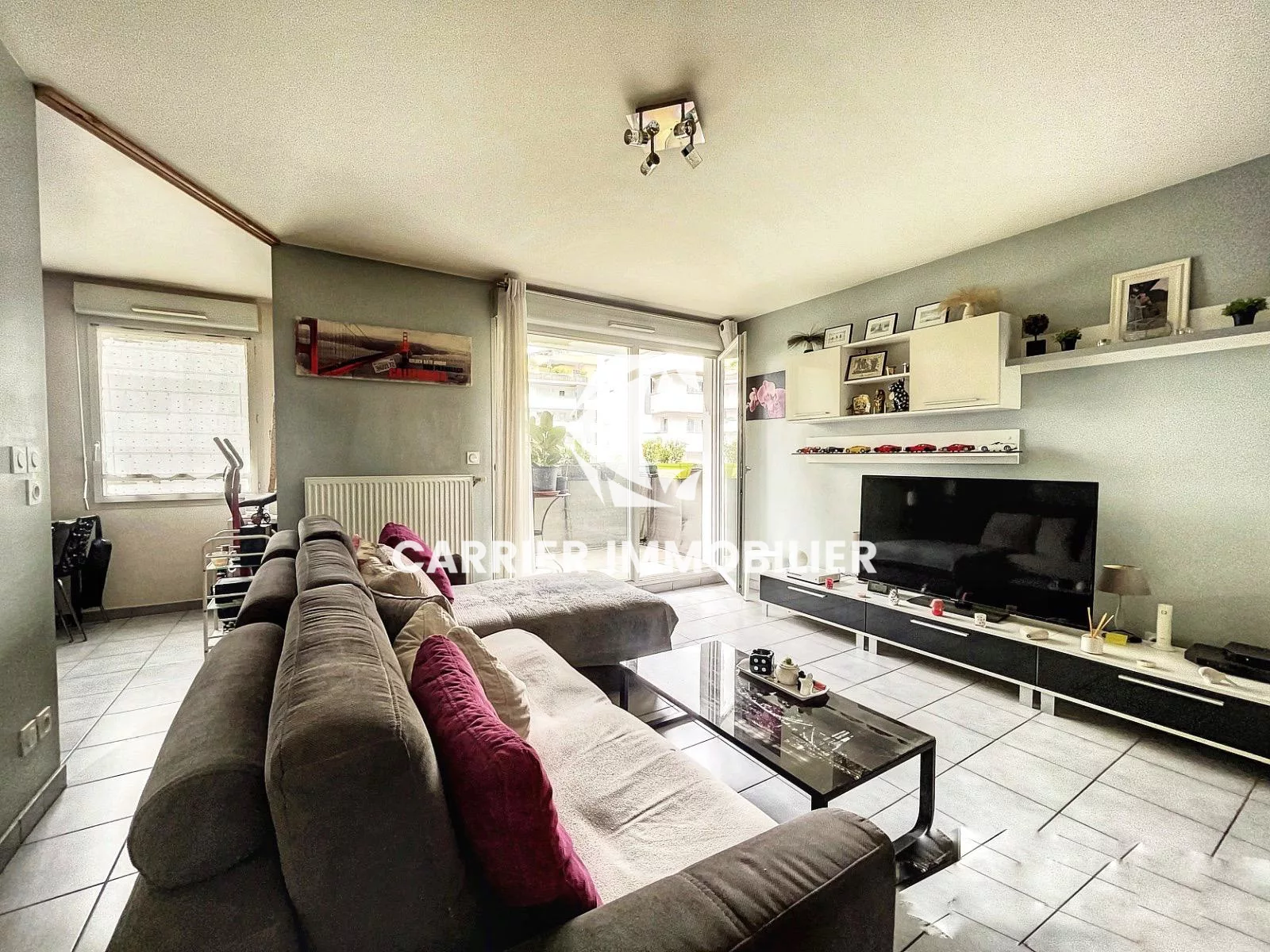 T1 bis avec balcon et Garage   Lyon 8ème  Secteur Bachut