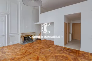 T2 de 44m2 avec Mezzanine entièrement rénové - Rue Auguste C — photo 3