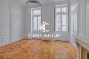 T2 de 44m2 avec Mezzanine entièrement rénové - Rue Auguste C — photo 5