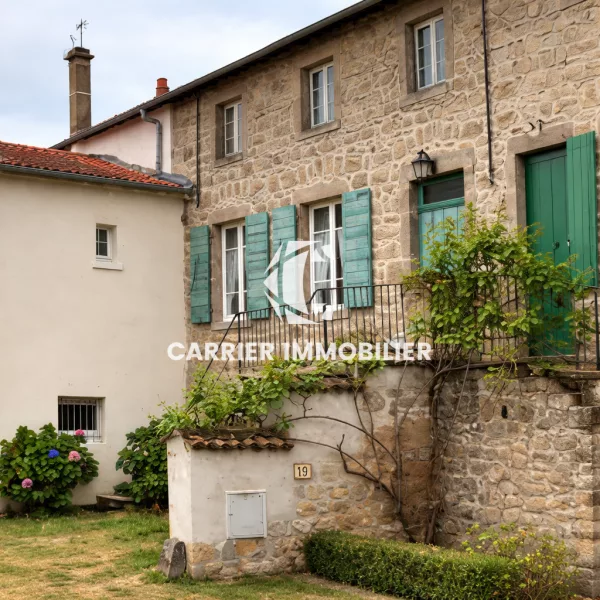 Maison ancienne à rénover avec terrain   Messimy
