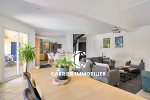 BRINDAS | MAISON FAMILIALE AVEC PISCINE   ENVIRONNEMENT CALM — photo 3