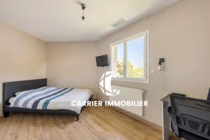 BRINDAS | MAISON FAMILIALE AVEC PISCINE   ENVIRONNEMENT CALM — photo 8
