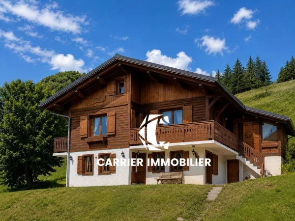 Chalet de 5 appartements   Fort potentiel locatif   Crest-Vo